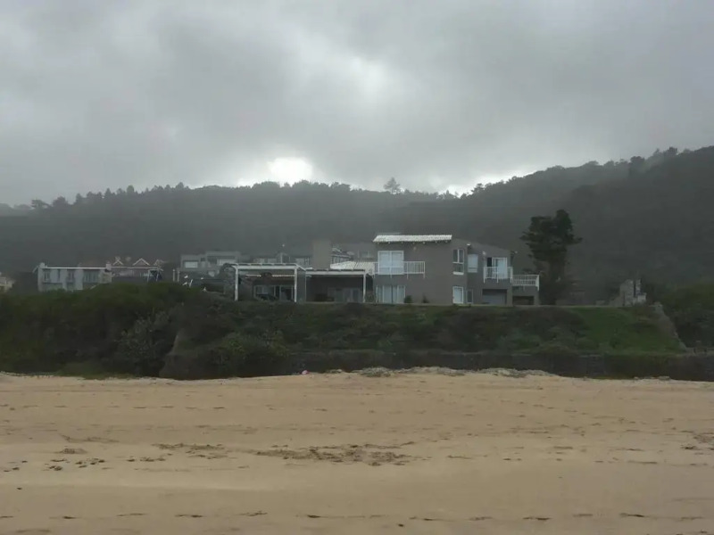 The Beach House - Glentana