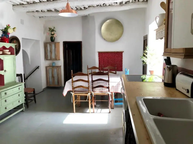 Spectacular view, authentic house, exquisite area.