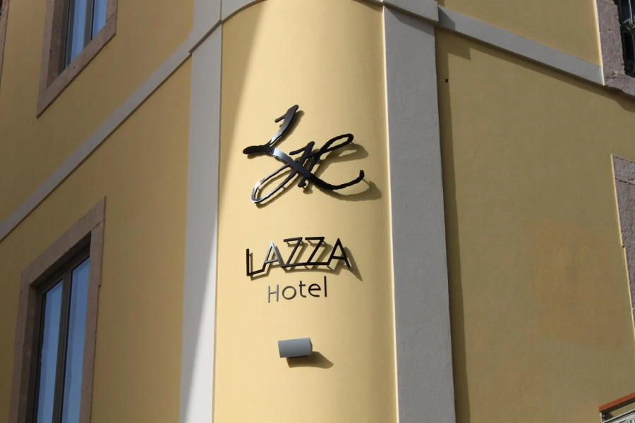 Lazza Hotel