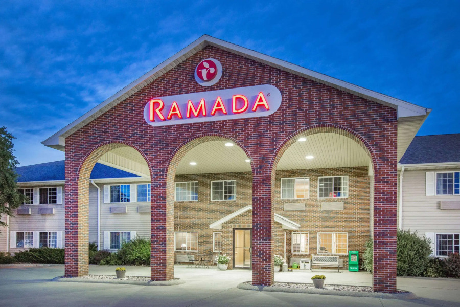 Ramada by Wyndham Spirit Lake/Okoboji