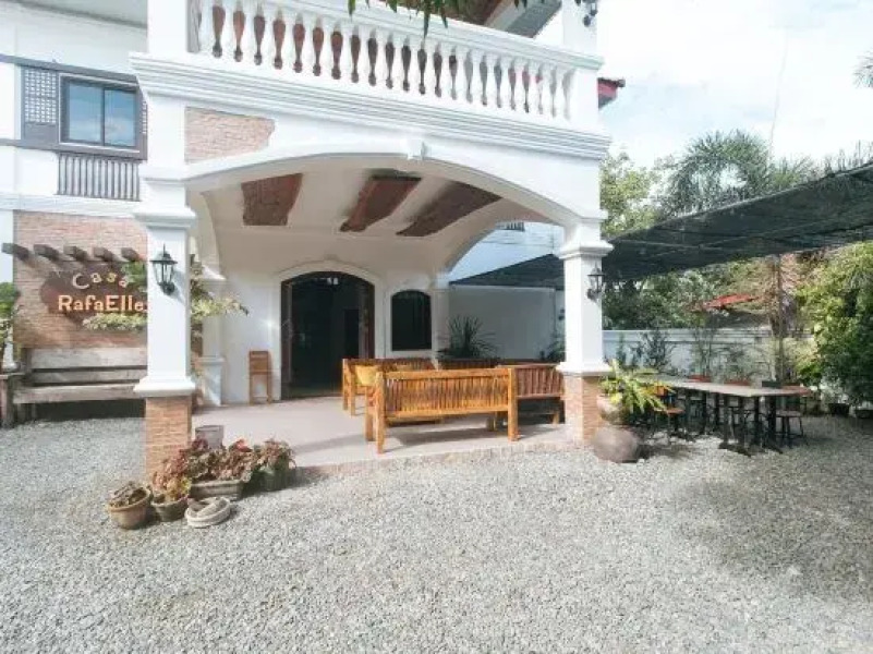 Reddoorz @ Casa Rafaelle Transient Ilocos Sur