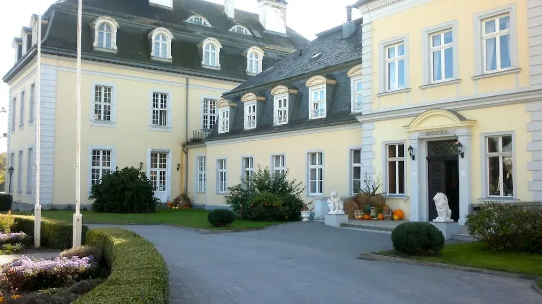 Schloss Groß Plasten