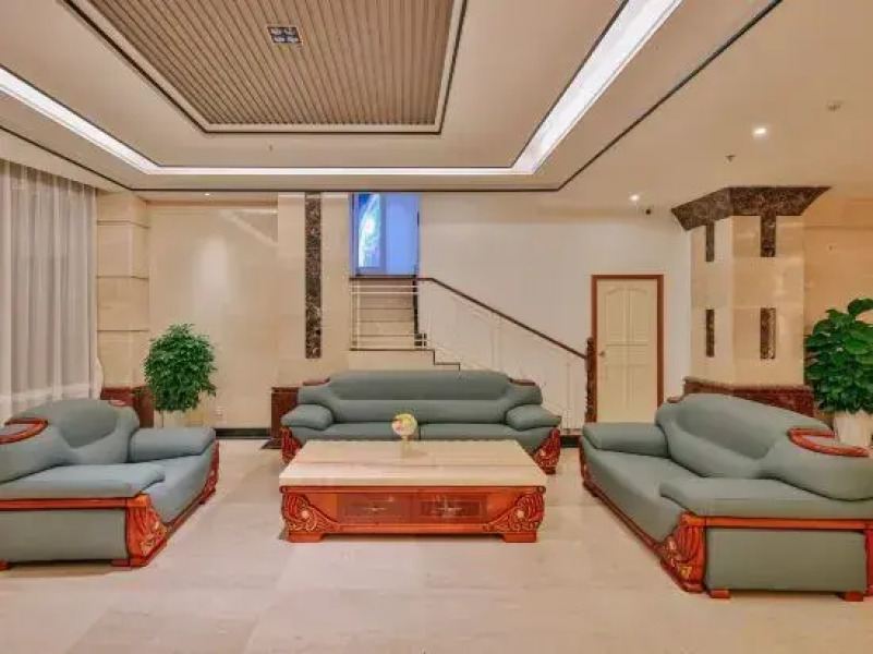 Shiping Shancheng Hotel (Culture Park)