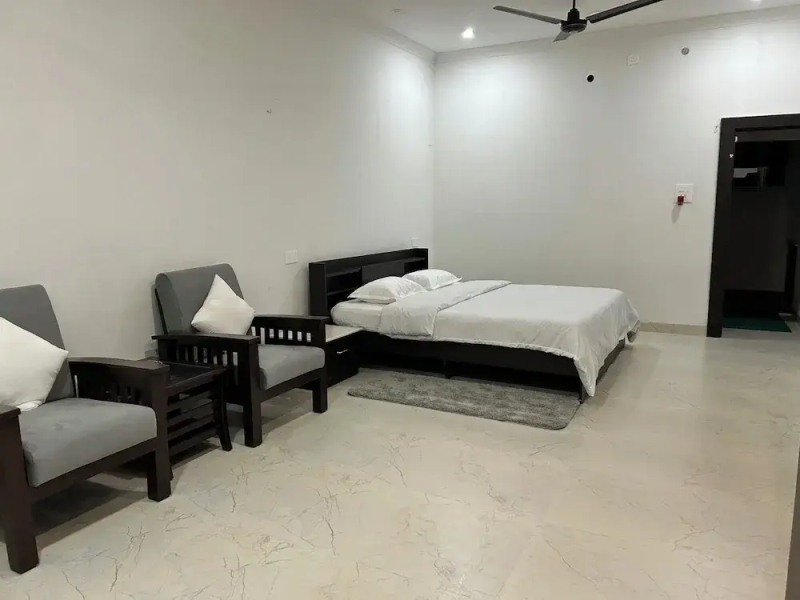 Ejaar Homestay