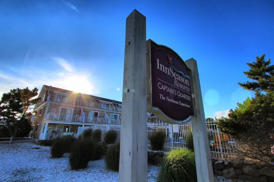 InnSeason Resorts Captain's Quarters