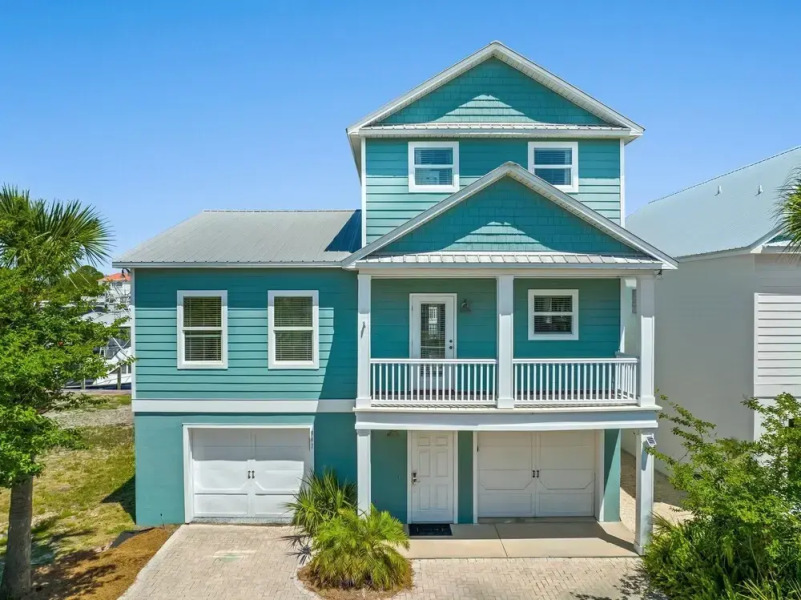 Barefoot Boat Bums by Book That Condo