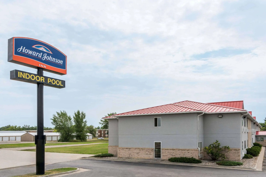 Howard Johnson Inn West Fargo