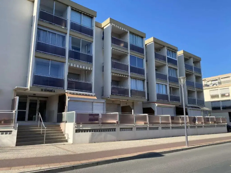 Appartement Balaruc-les-Bains, 1 pièce, 2 personnes - FR-1-553-52