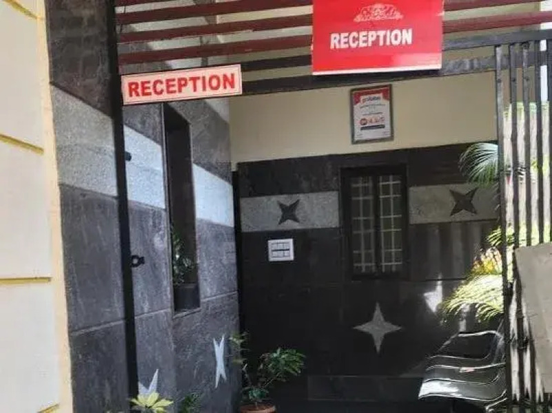 Navarathna Residency