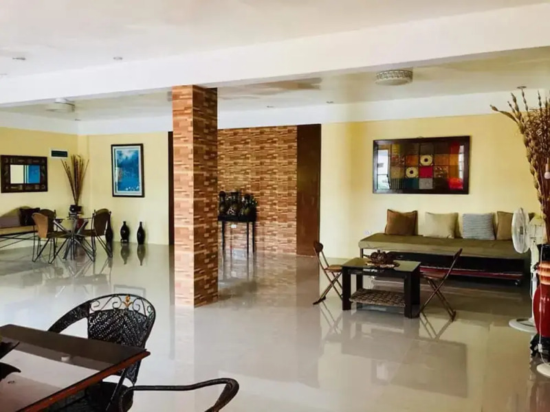 Evangeline Garden and Lodge