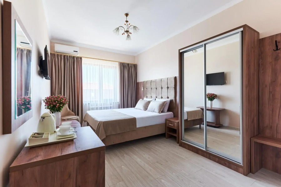 Эмилия by Sun City Hotels (Эмилия бай Сан Сити Хотелс)