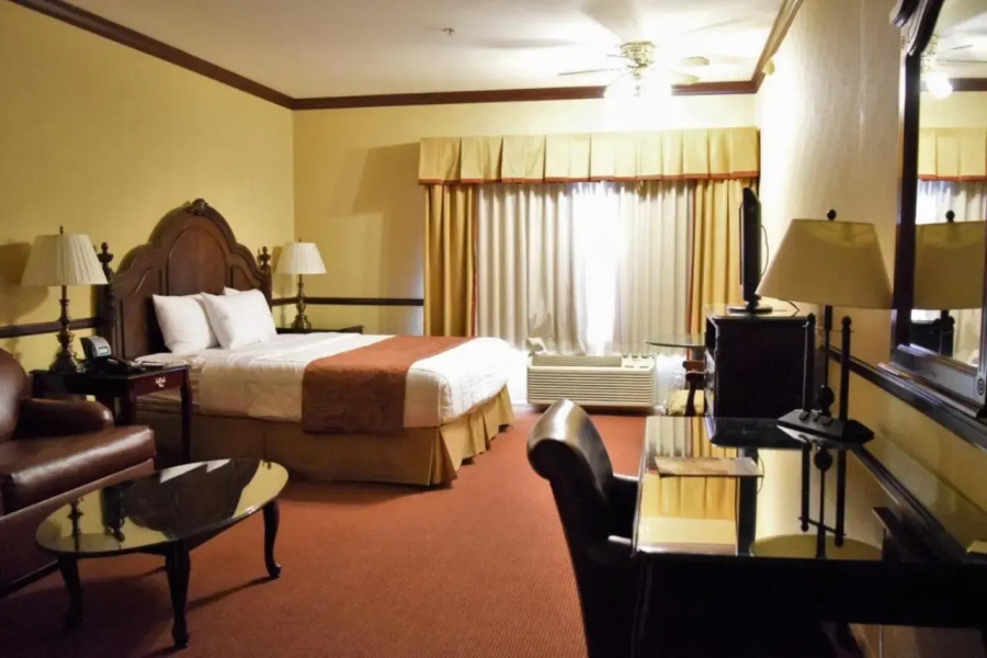 Ayres Hotel & Suites Ontario Airport
