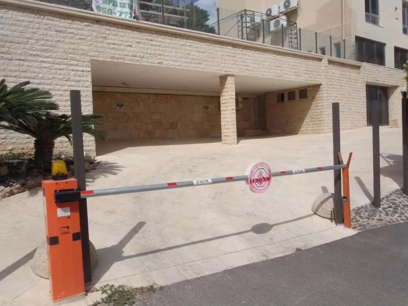 Marom Residence Romema