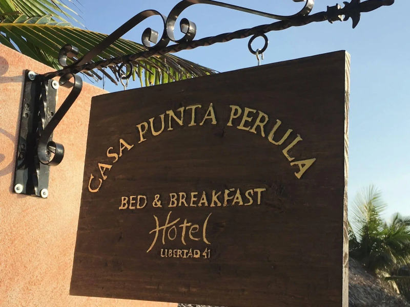 Casa Punta Perula Bed & Breakfast Hotel