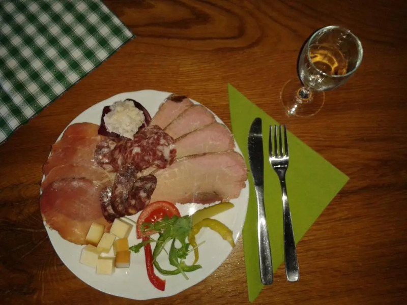 Turistična kmetija Dervarič