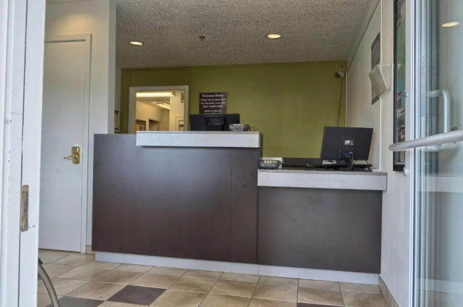 Studio 6-Pascagoula, MS