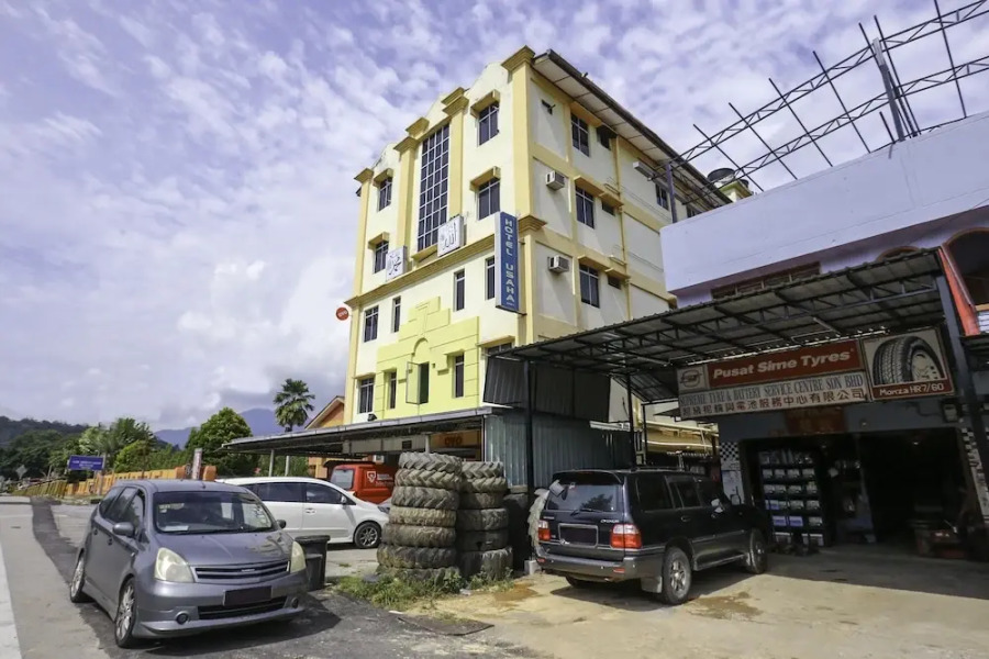 OYO 90056 Hotel Usaha