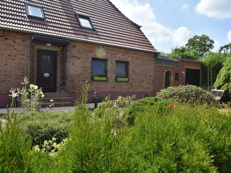 Cozy Apartment in Steffenshagen near Sea