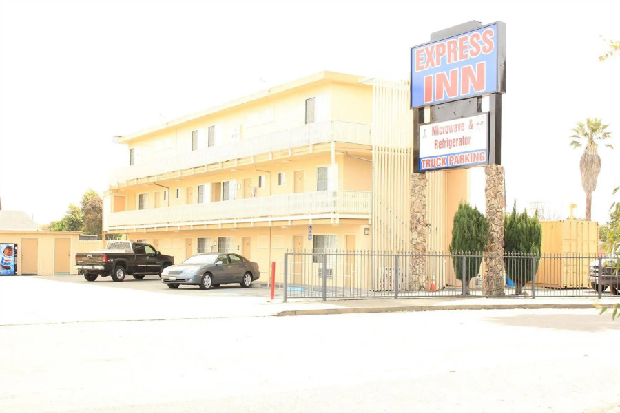 Express Inn