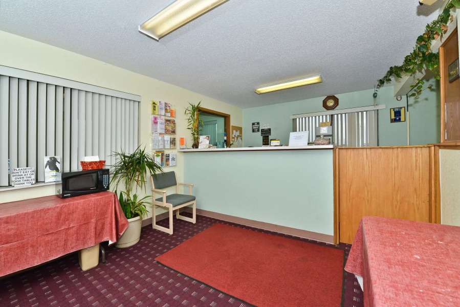 Americas Best Value Inn Champaign