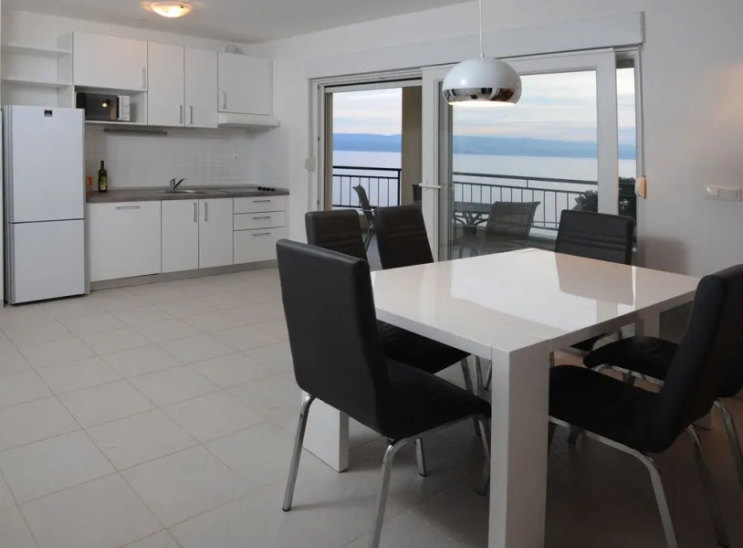 Apartment Brela with Sea View I