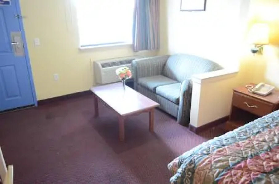 Scottish Inns & Suites