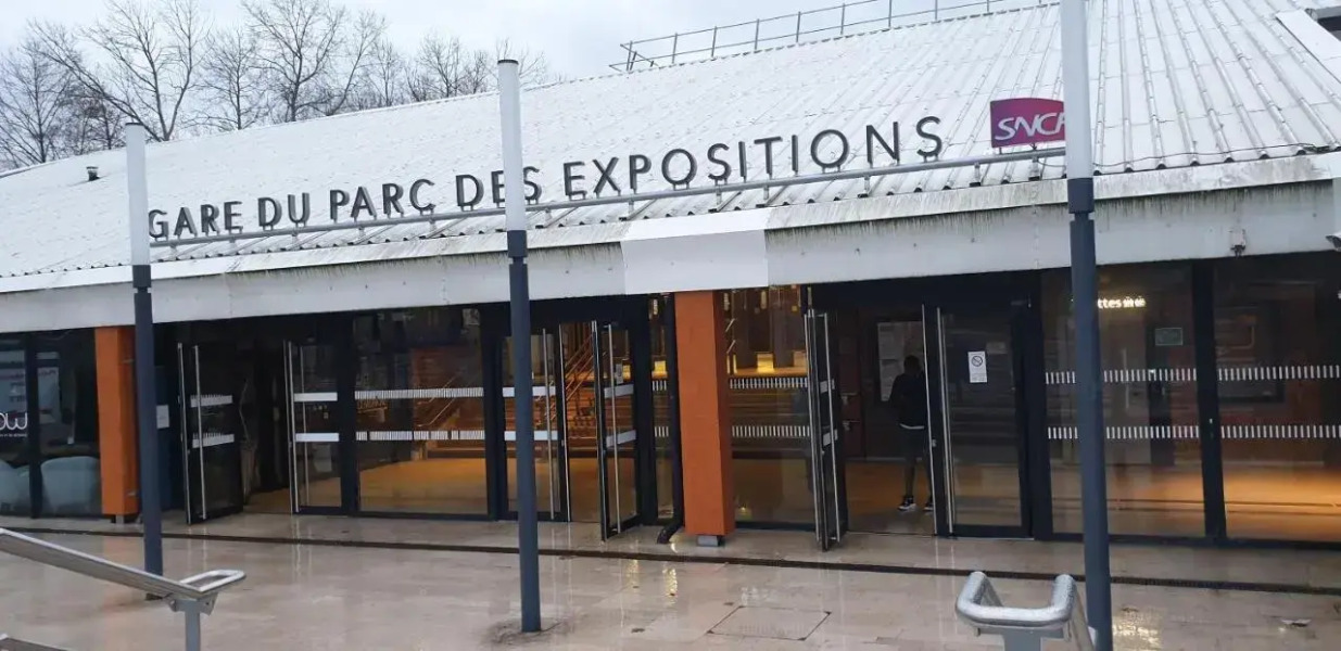 Nice Private Room Paris City20mn&Cdg10mn Chambre Prive (Adults Only)