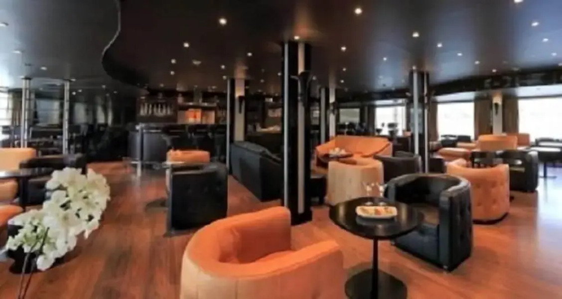 HS Moondance Monday to Friday