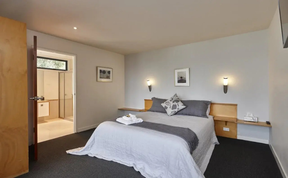 River Vineyard Retreat