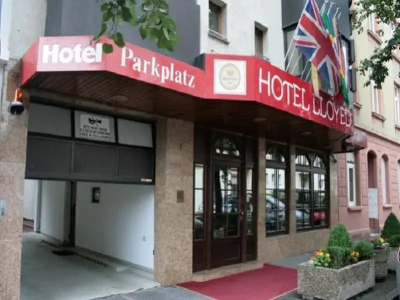 Lloyed Hotel