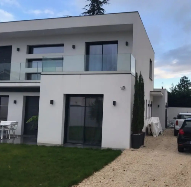 Studio au calme et indépendant Tassin-Demi-La-Lune