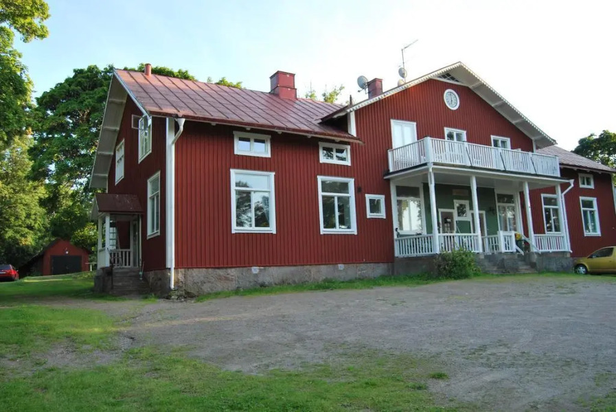 Rytterne Kyrkskola B&B
