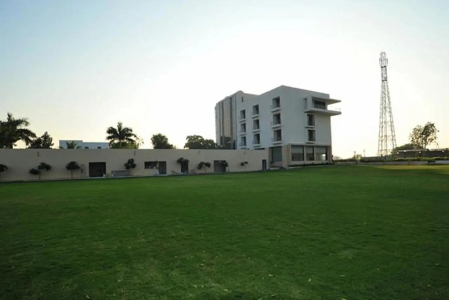 Krsna Lila By The Blues Hotels, Sanand