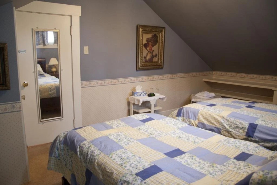 Au Cachet Acadien Bed And Breakfast