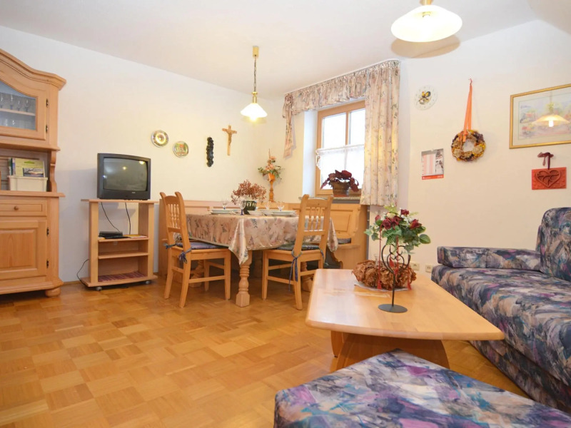 Unique Holiday Home, Ideal As Group Accomodation, with Lounge, a Spacious Garden, Sauna And Terrace