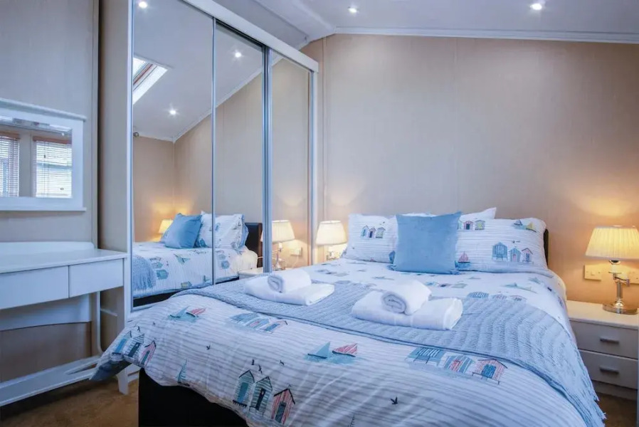 3 Manor Lodge - 2 Bedroom Lodge - Pendine