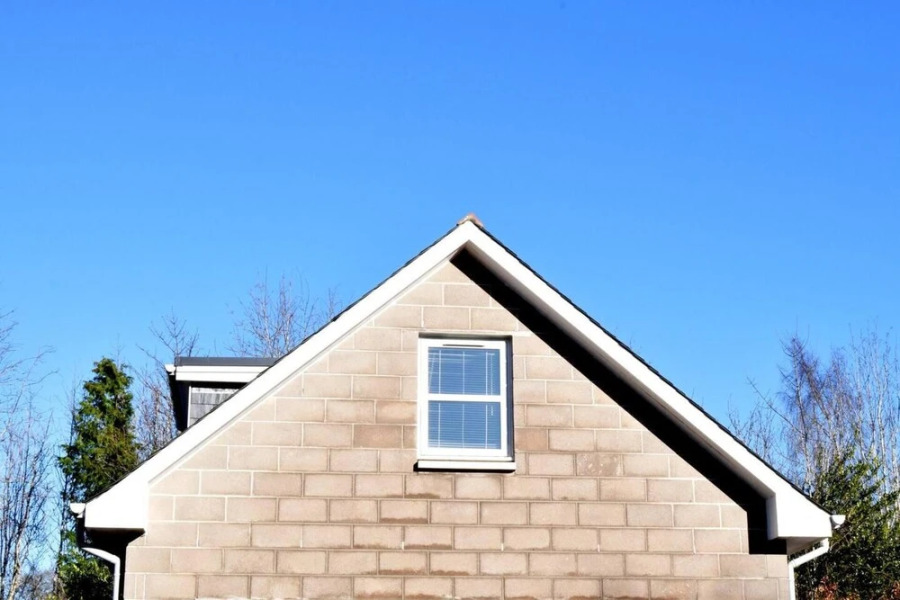 Cosy Kirriemuir Flat - Pet Friendly Retreat