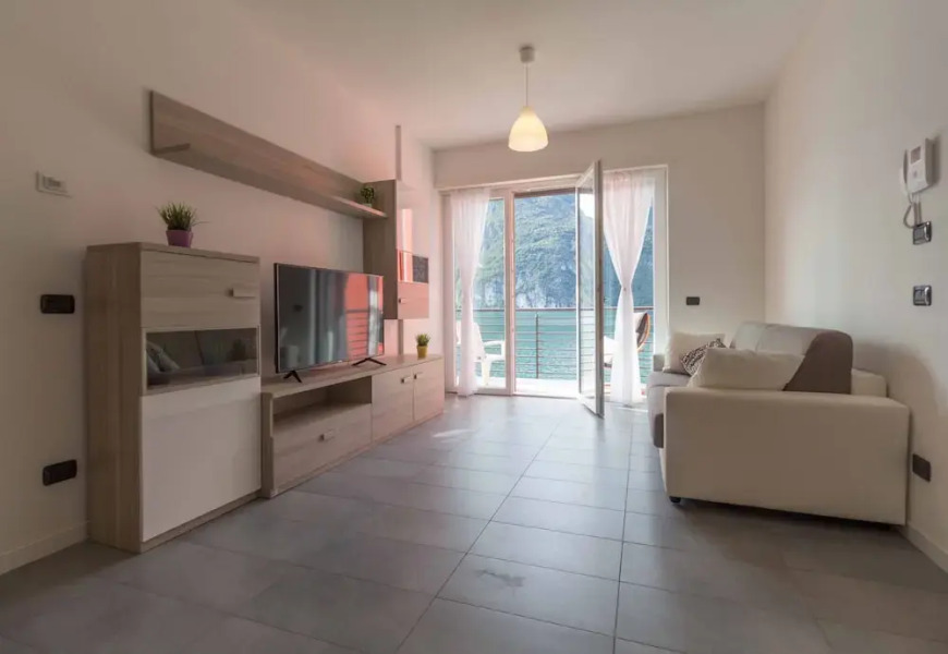 Mamma Ciccia Holiday Home - Lake View