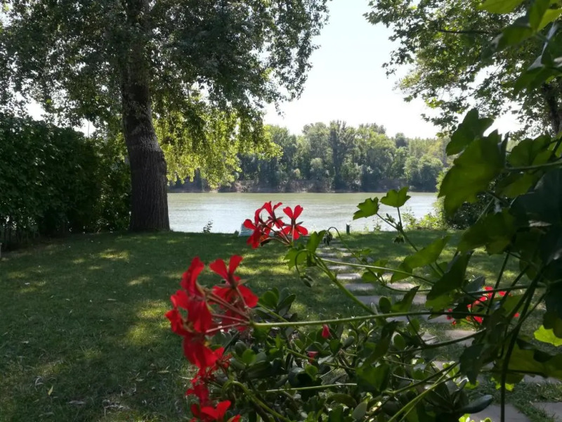 Tiszavirág Nyaralóház