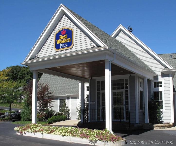 Best Western Plus Cold Spring