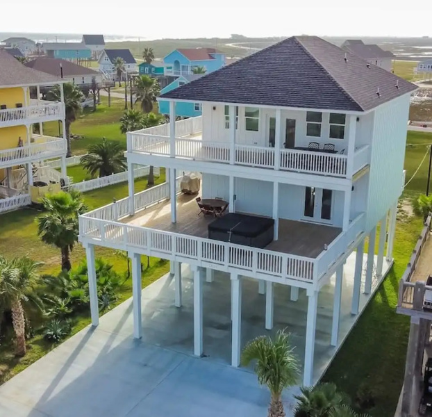 Unforgettable Vacation Getaway in Treasure Island