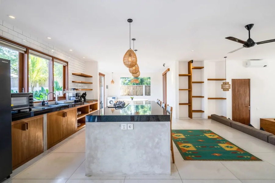 Beefy Dragon Villa by Betterplace