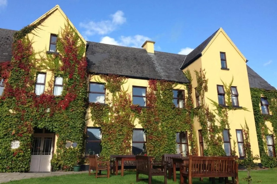 Lough Inagh Lodge Hotel