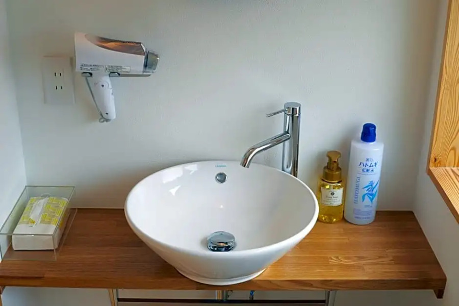 "Sasayama Jyokamachi Guest House KURIYA Semi Double Bunk Bed Cabin for 2-4 Pax - Vacation STAY 91845 "