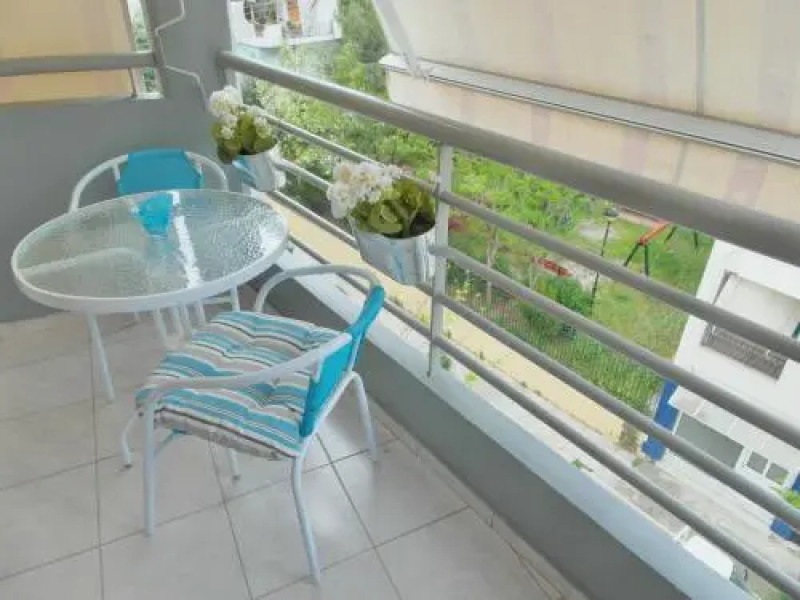 Athens Metro Mall Apart