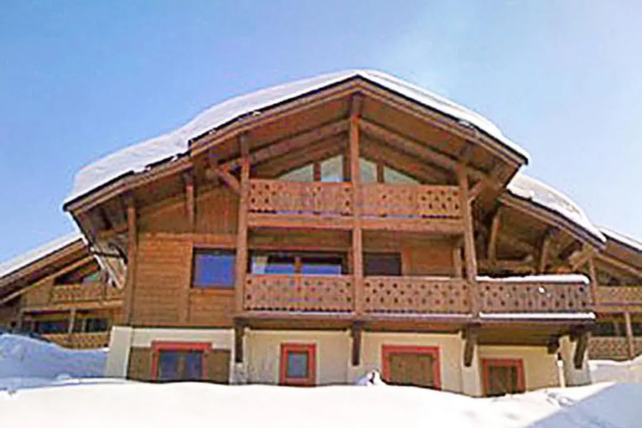Chalet Amitie near supervised lake, 100 m slopes, multi-activity pass FREE
