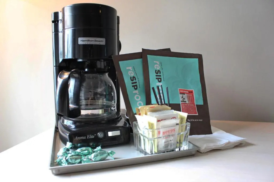 Quarterdeck Inn Port Hardy