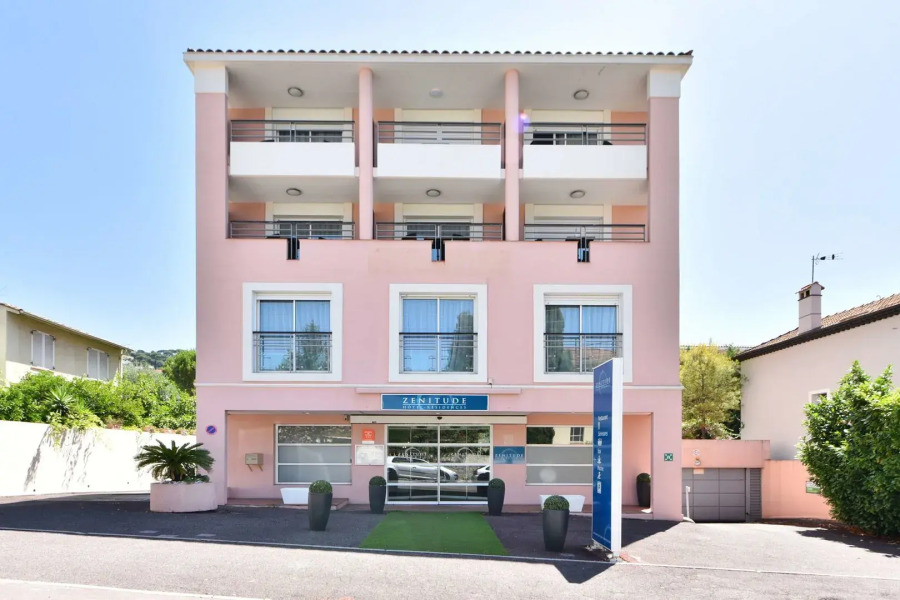 Zenitude Hôtel-Résidences Le Cannet