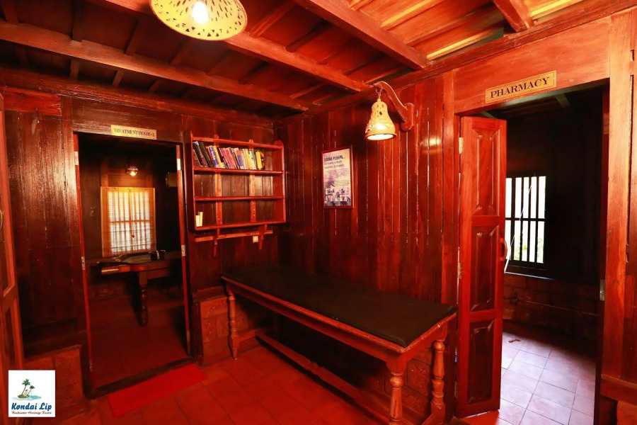 Kondai Lip Backwater Heritage Resort