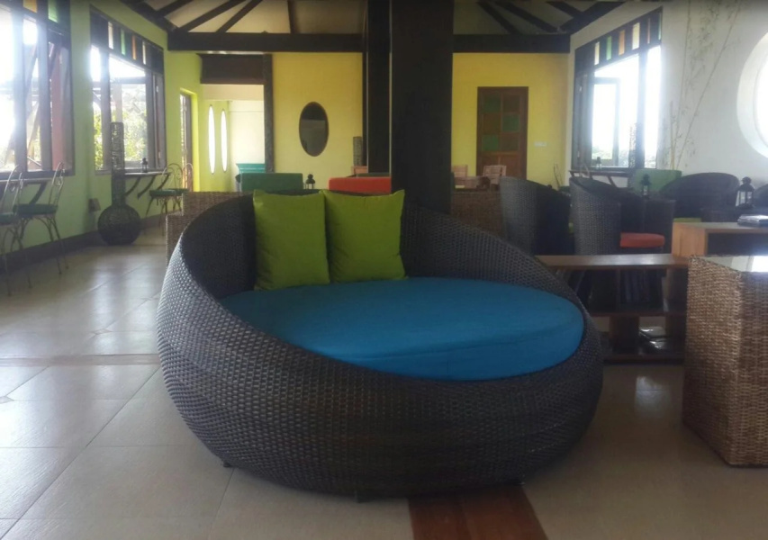 Thanakha Inle Hotel